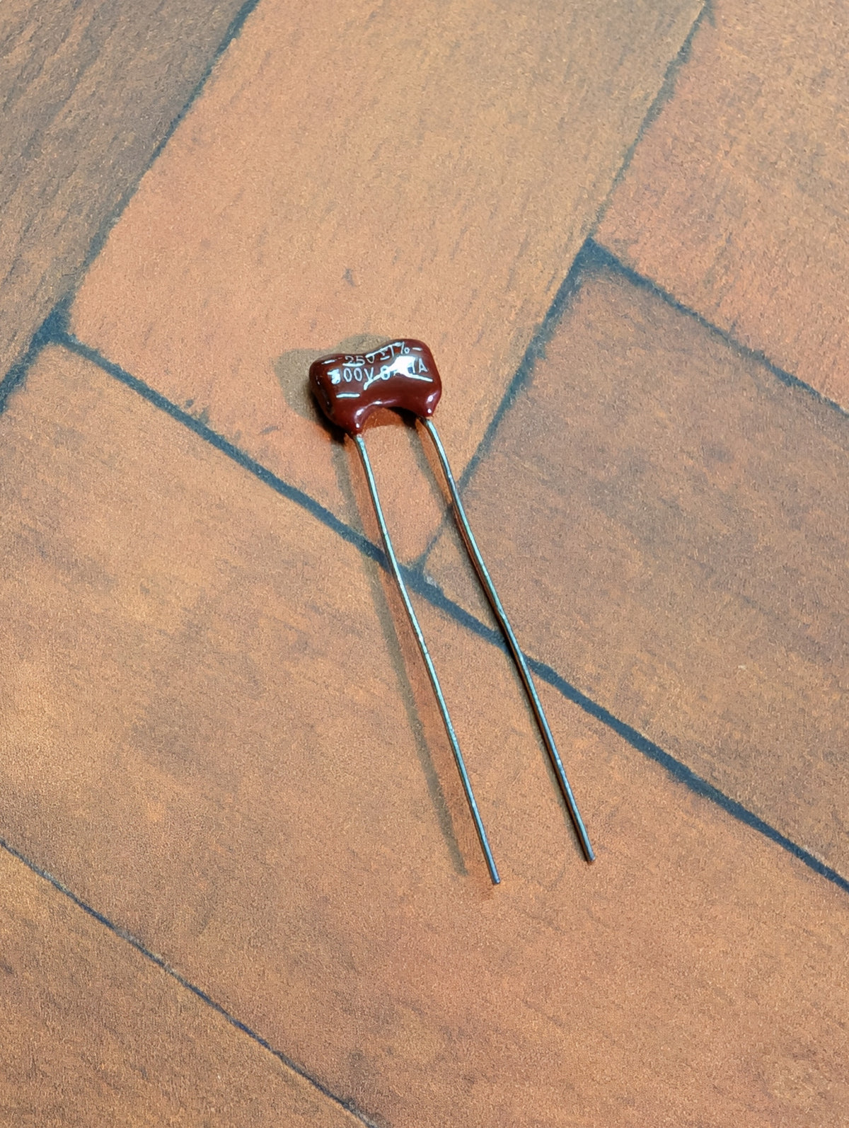 0.000250 1% 500V Mica Capacitor