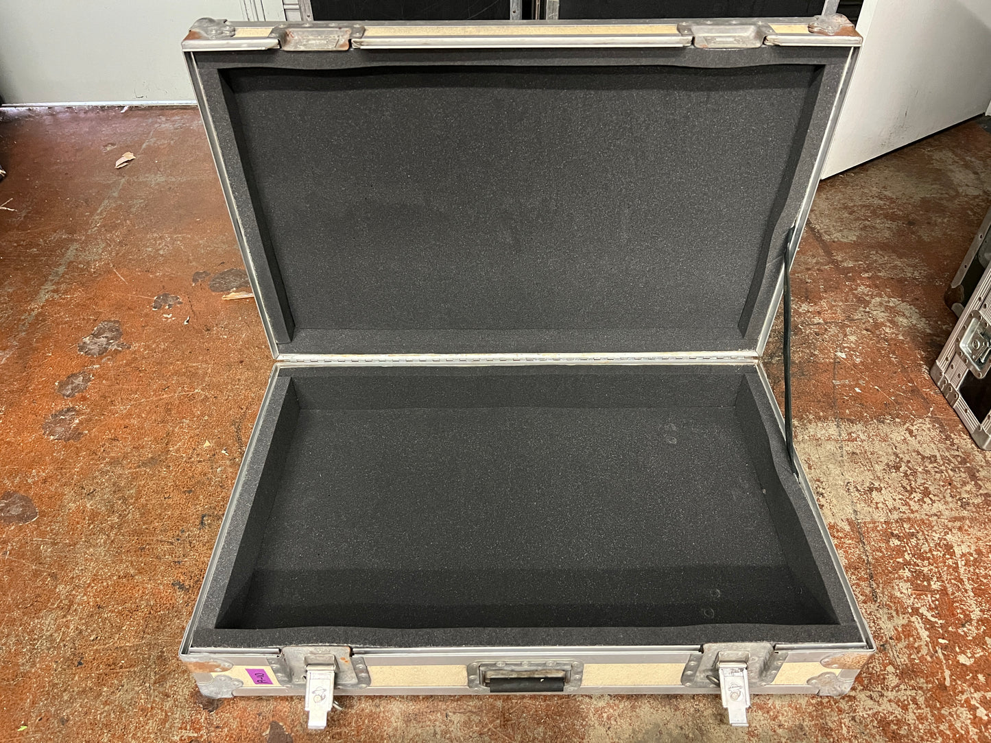 Heavy Duty Foamed Flight Case A-10