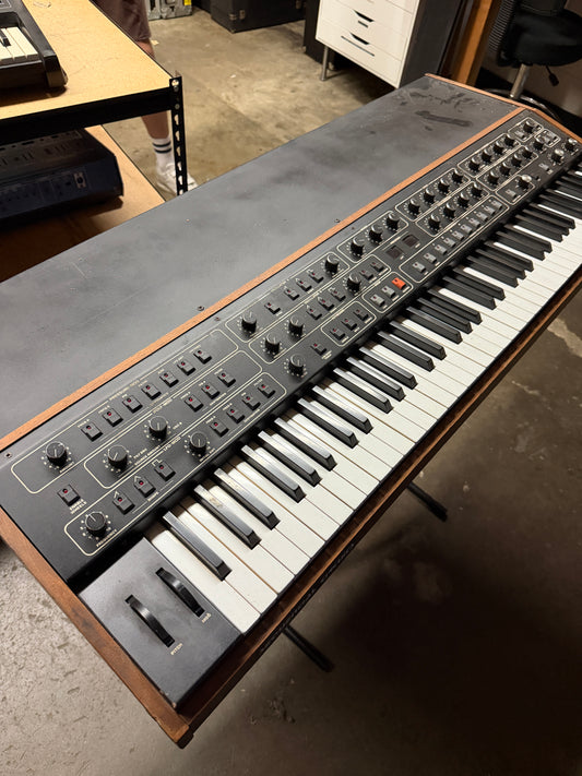 Sequential Prophet T8