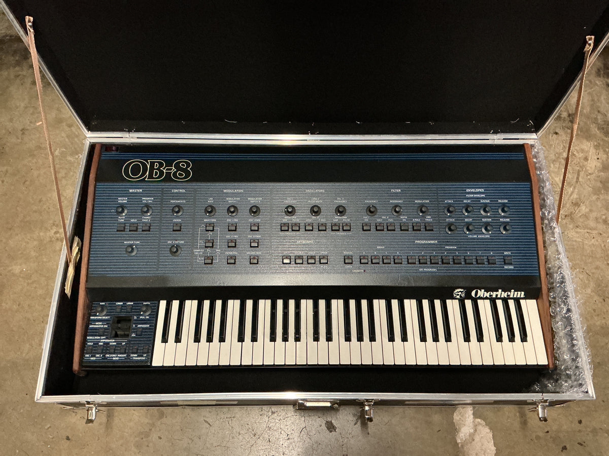 Oberheim OB-8 w/ case