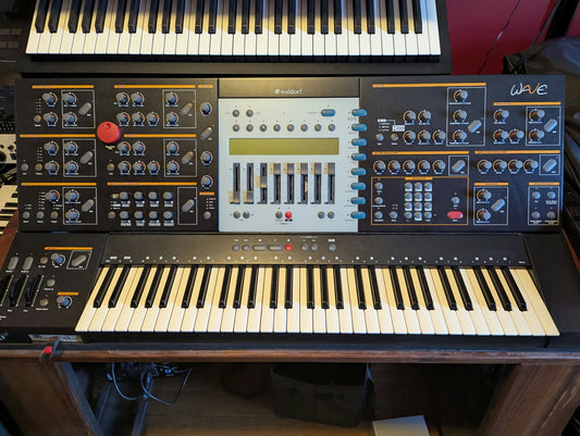 Waldorf Wave
