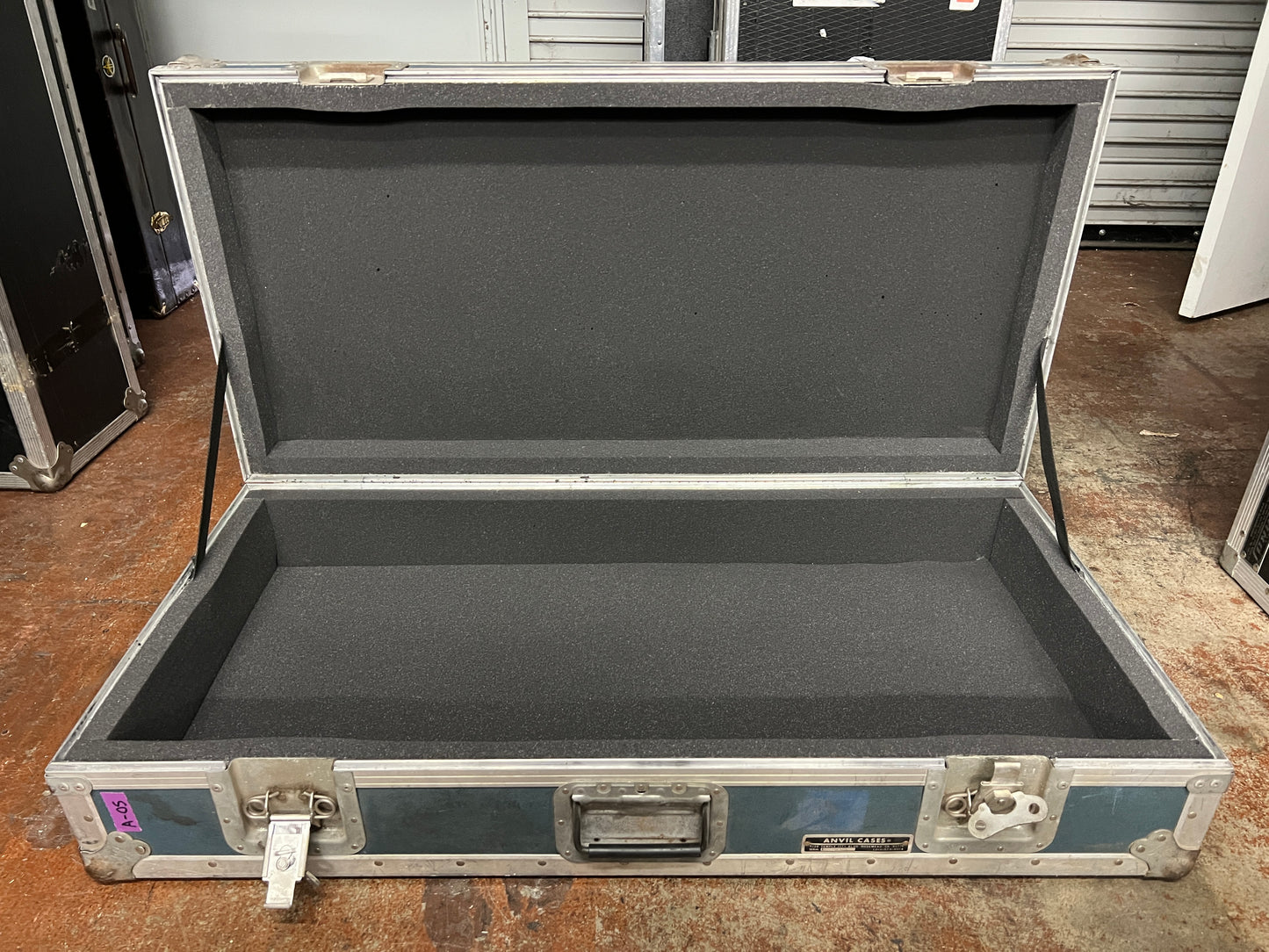 Heavy Duty Foamed Flight Case A-05