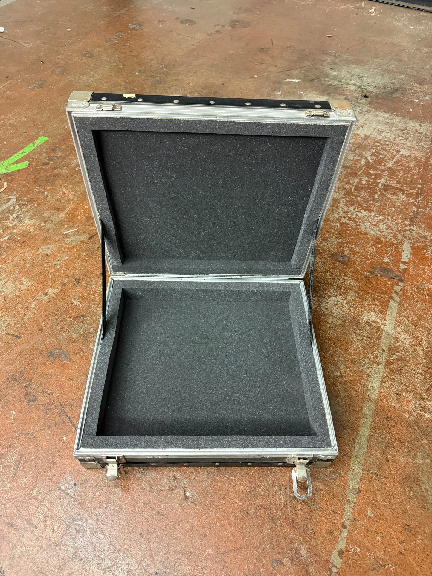 Heavy Duty Foamed Flight Case A-15
